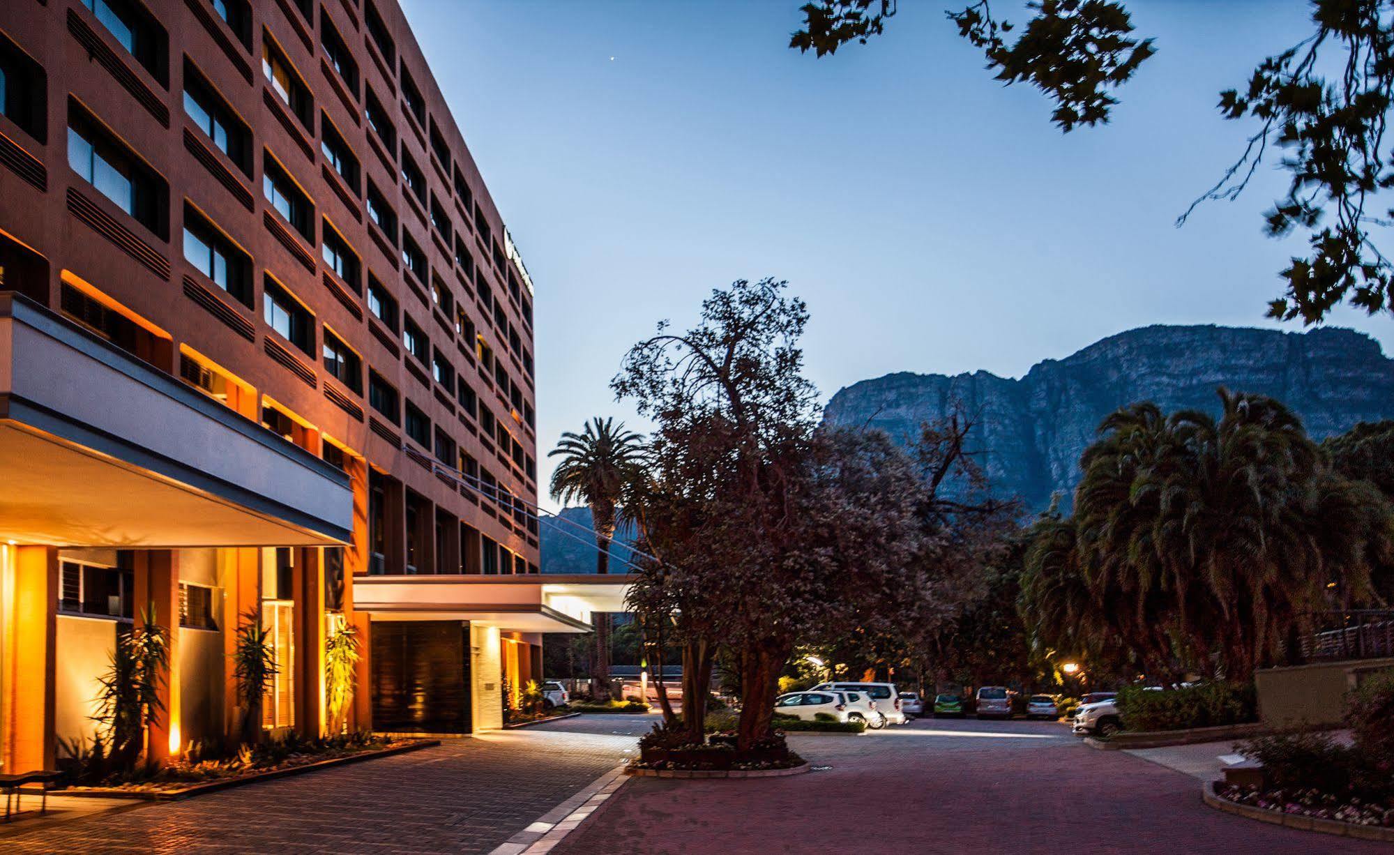 Southern Sun Newlands Cape Town Exterior photo